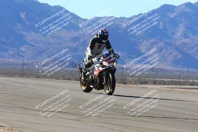 media/Jan-09-2022-SoCal Trackdays (Sun) [[2b1fec8404]]/Turn 8 (1045am)/